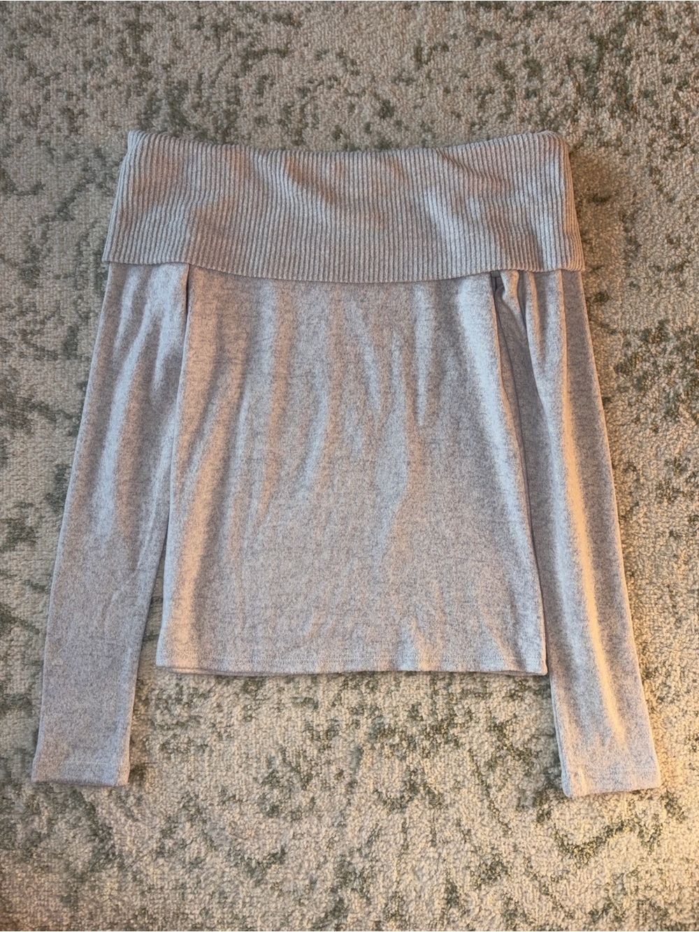 Express Off-the-Shoulder Long Sleeve Sweater in Light Gray